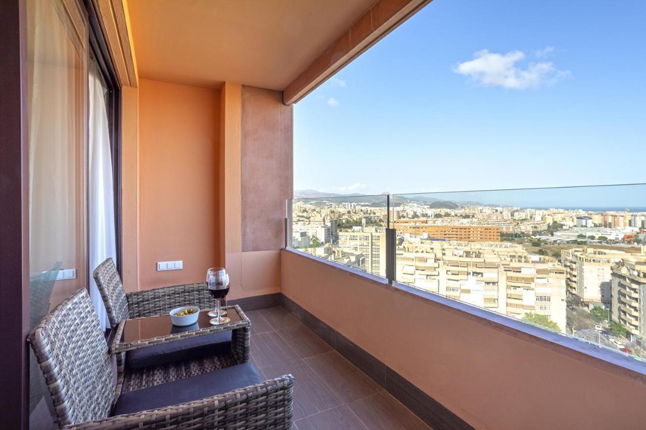 -Malagasunapts-Skygarden Teatinos Pool Playground Exteriör bild